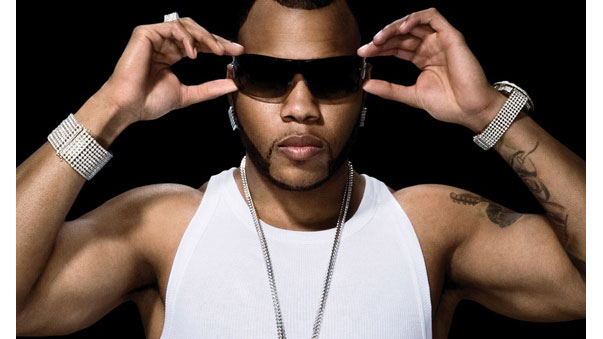 Flo Rida live performance of “Club Can’t Handle Me” (VIDEO/PICS)