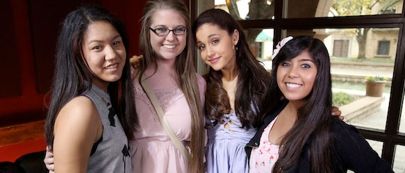 In Studio: Ariana Grande takes pics with fans 