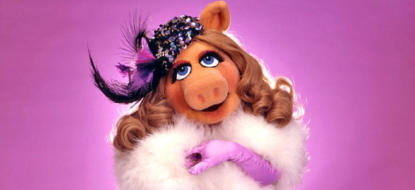 Miss Piggy and Other Celeb Interview Fails! 