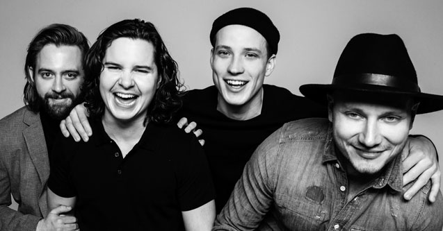 Backstage with Lukas Graham!