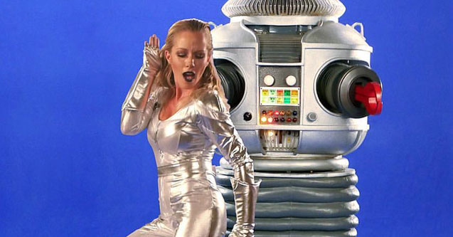 Kendra Wilkinson’s new music video – “Lost in Space”