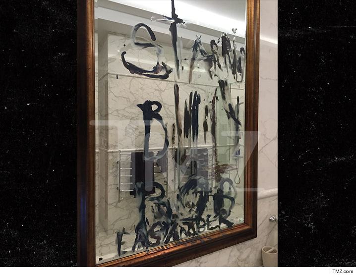 814-johnny-depp-mirror-tmz-3