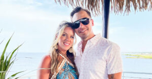 Did Kinsey and J-Si sing at Karaoke??