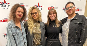 Interview with Renee Rapp!!